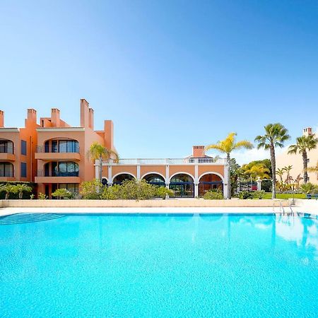 Al - Apartamento Vila Sol F5 Ah Куартейра Екстериор снимка