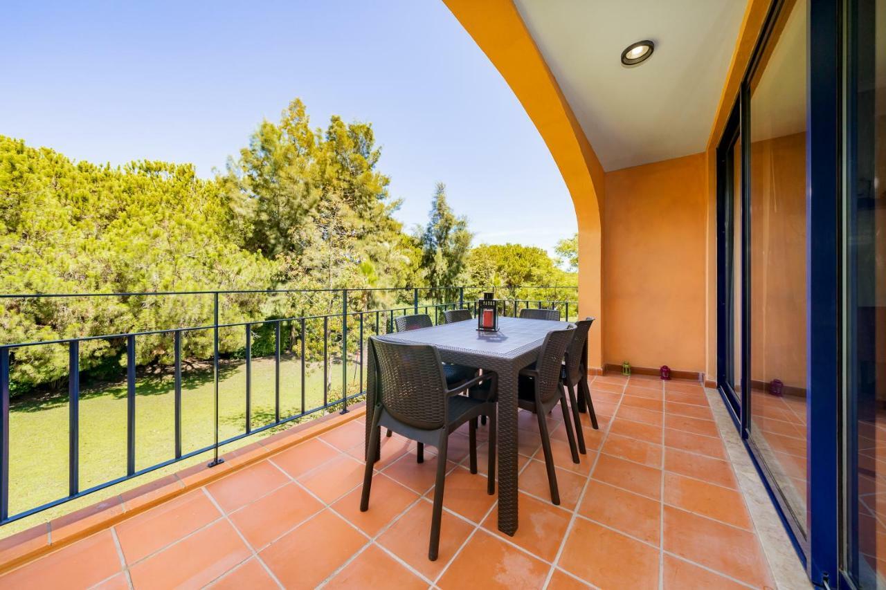 Al - Apartamento Vila Sol F5 Ah Куартейра Екстериор снимка